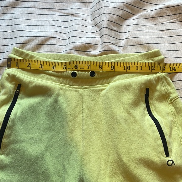 2/$10 GAP Boys Shorts XXL - Picture 4 of 4